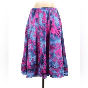 Gorgeous Banana Republic midi skirt.